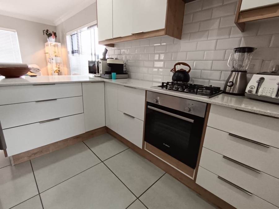 3 Bedroom Property for Sale in Dana Bay Western Cape